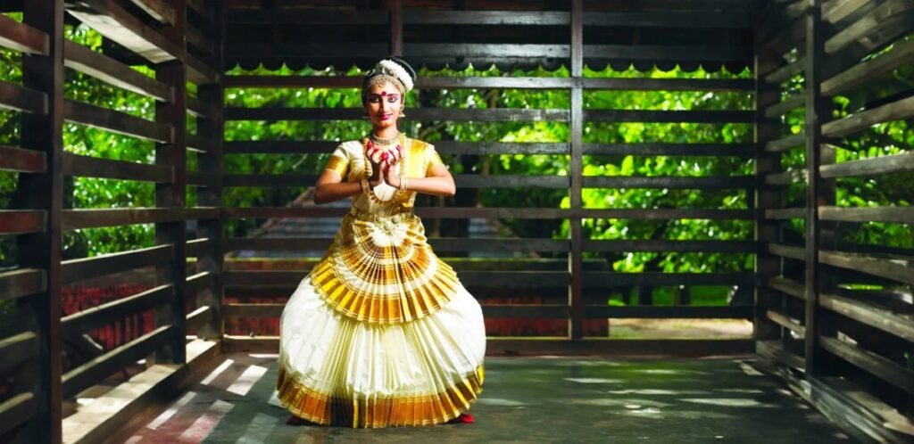 Explore the Golden Chariot: Signature Routes and Destinations Unveiled