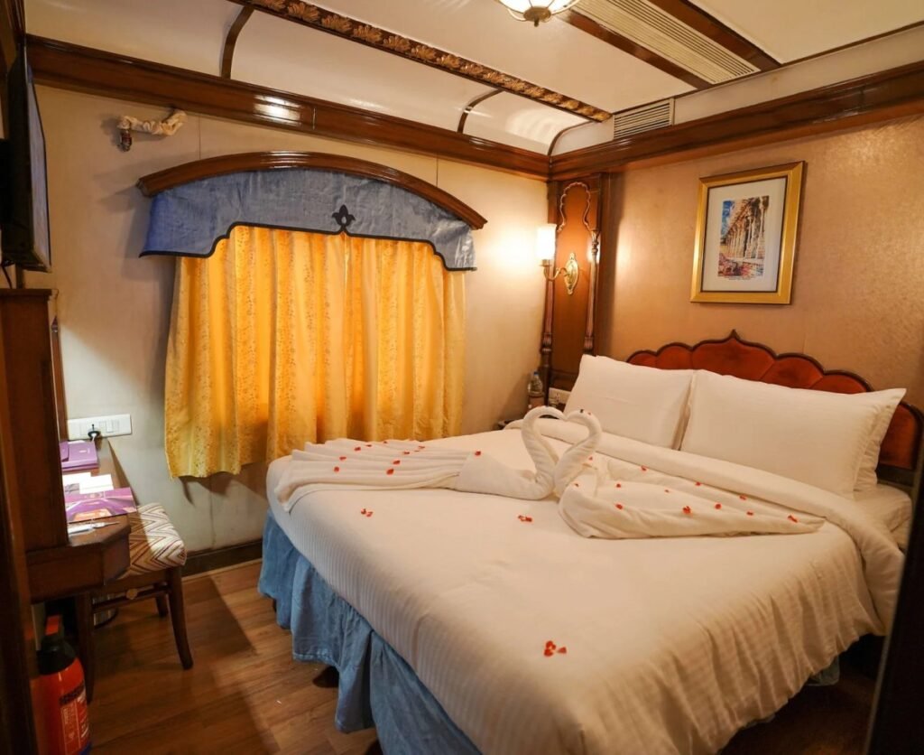 The Definitive Luxury Travel Packing List for a Royal Indian Escape in 2026